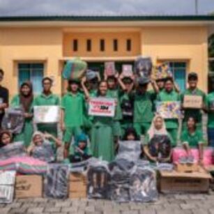 XM mejoró el futuro de los niños en Lombok